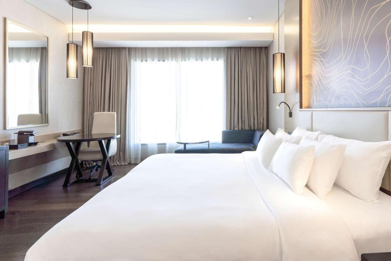 Radisson Collection Muscat, Hormuz Grand Hotel Exterior photo Deluxe Room