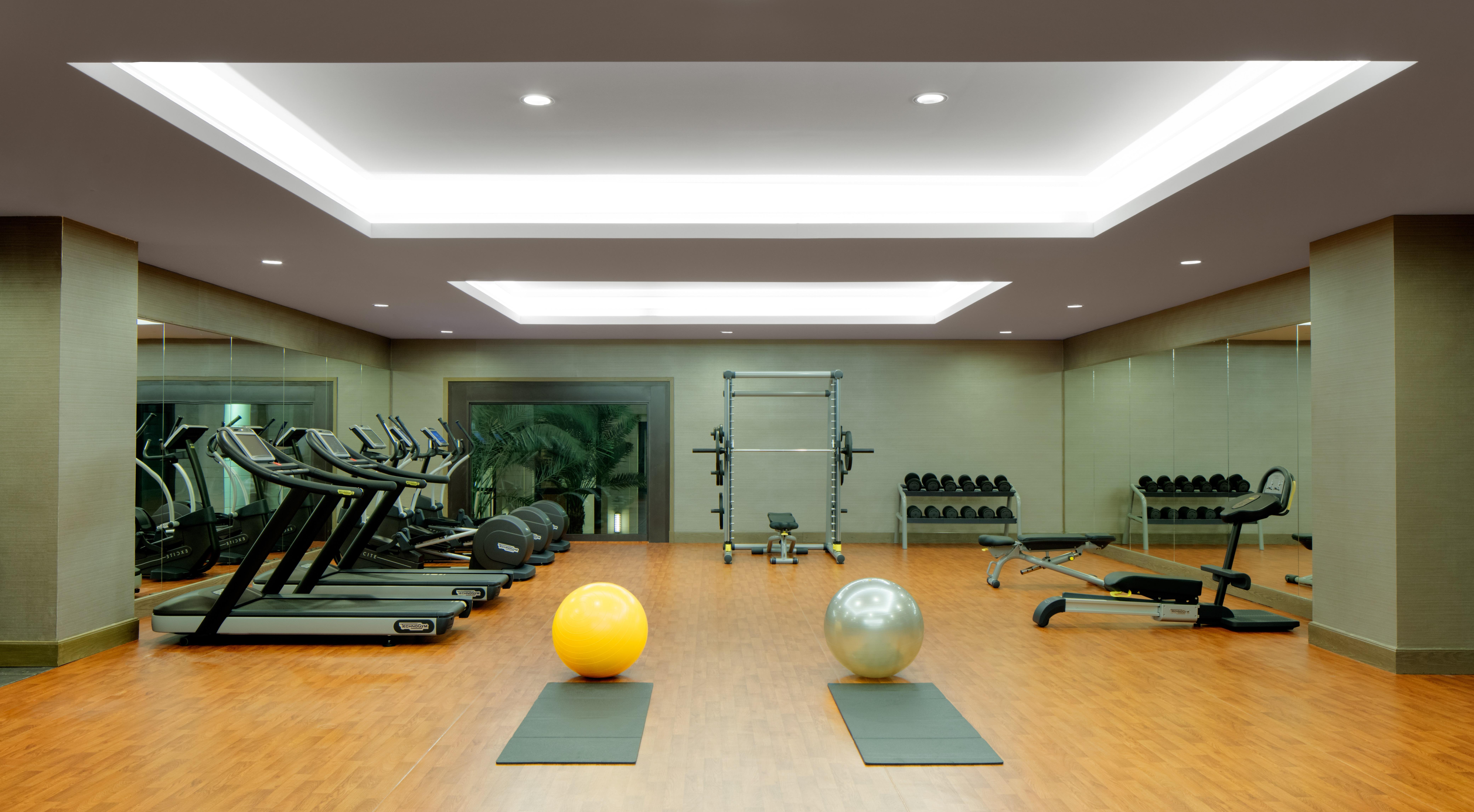 Radisson Collection Muscat, Hormuz Grand Hotel Exterior photo The gym at the hotel