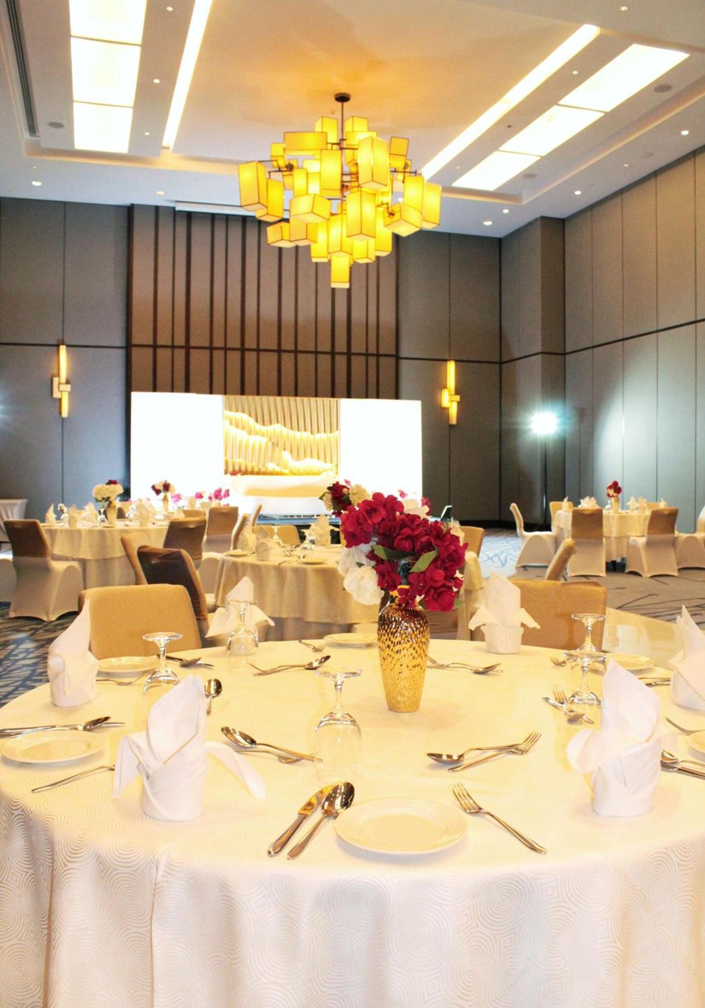Radisson Collection Muscat, Hormuz Grand Hotel Exterior photo The Grand Ballroom